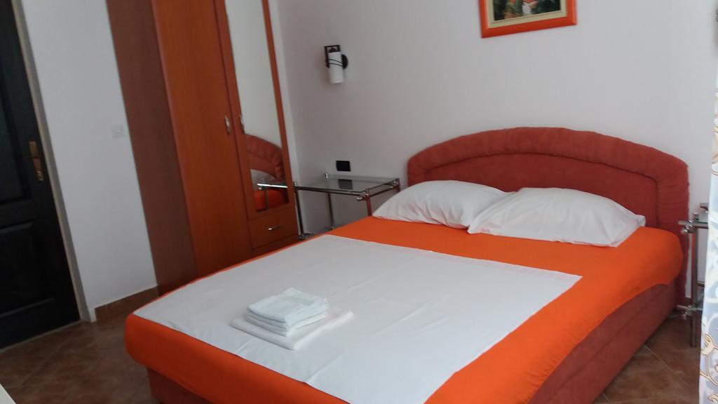 Apartmani Luka Herceg Novi Exteriér fotografie